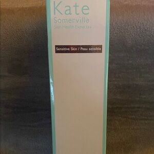 Kate Somerville Sensitive Skin Moisturizer - White and Blue